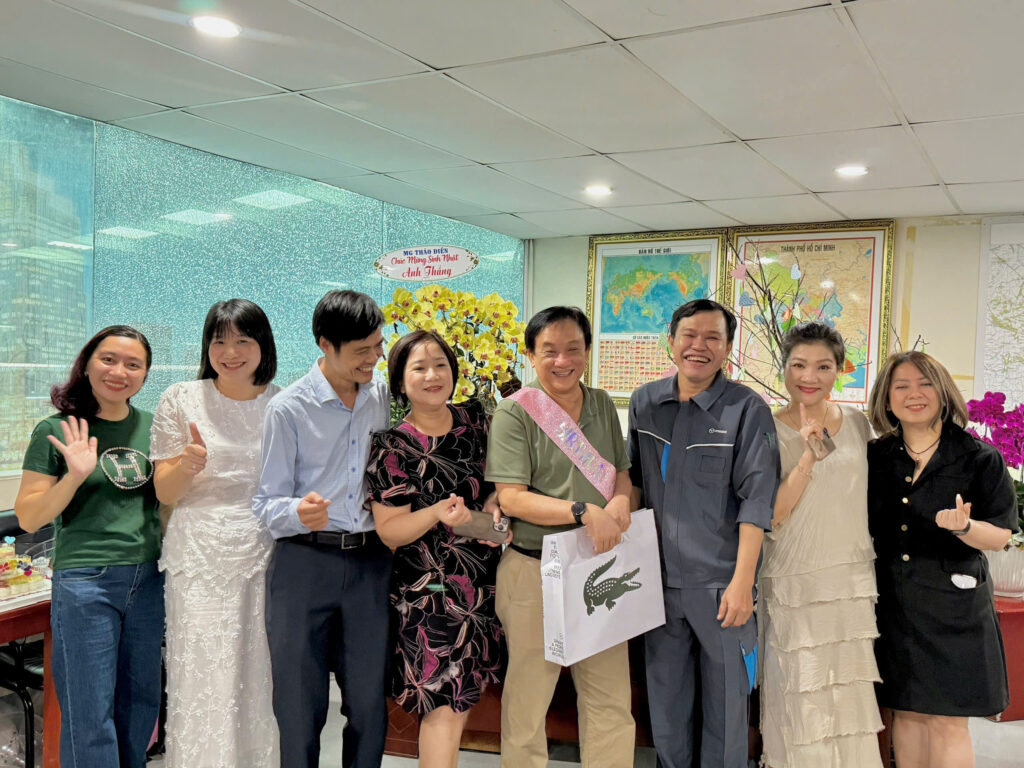 Z7770482374677 0524f07c8876d74a6f1929caed1fc31a